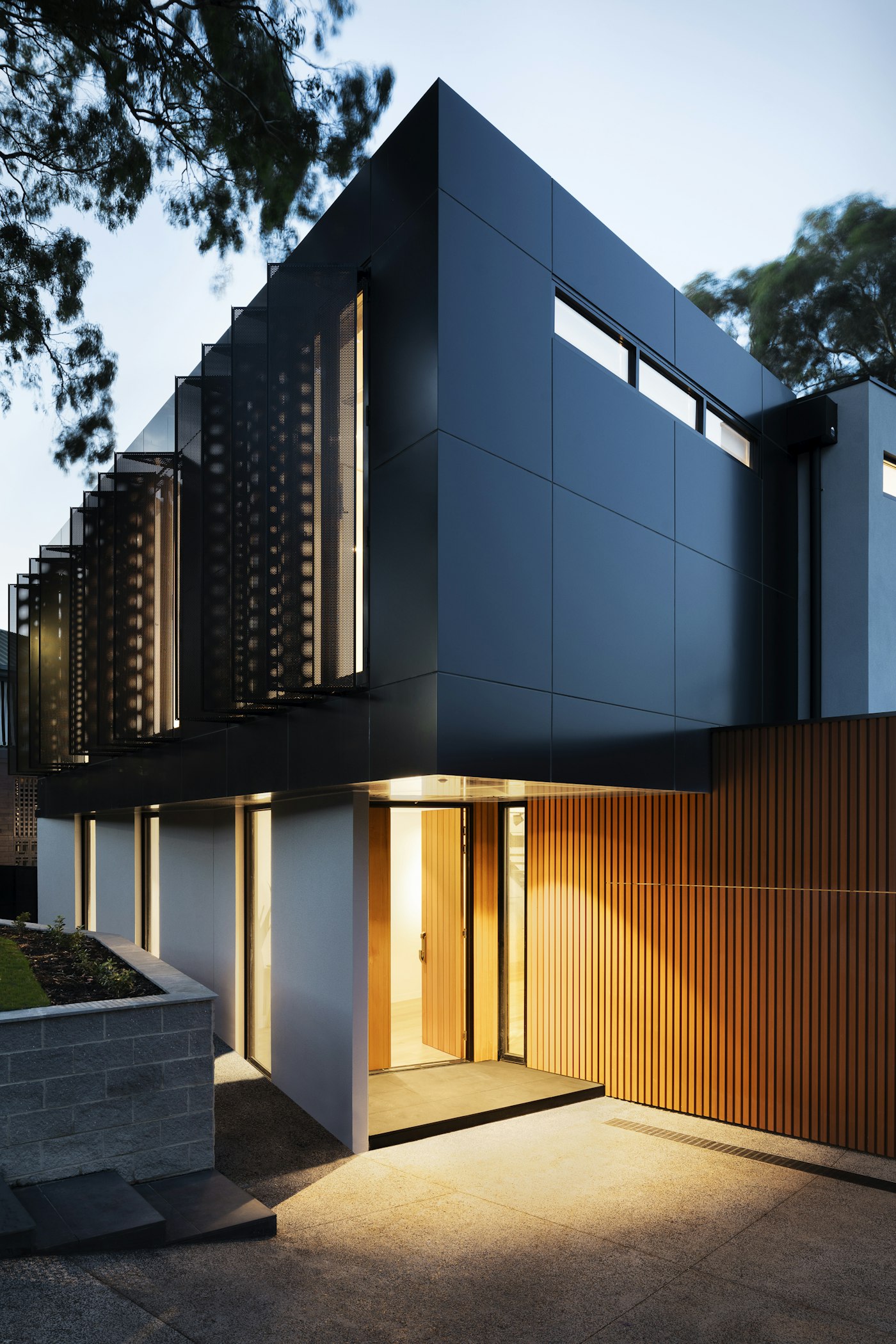 Solid-Roof